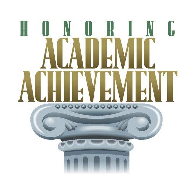 Dillard students recognized for top grades at Honors Convocation in March